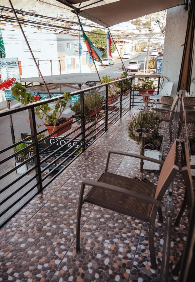 Di Giorgio Hostal Antofagasta Luaran gambar