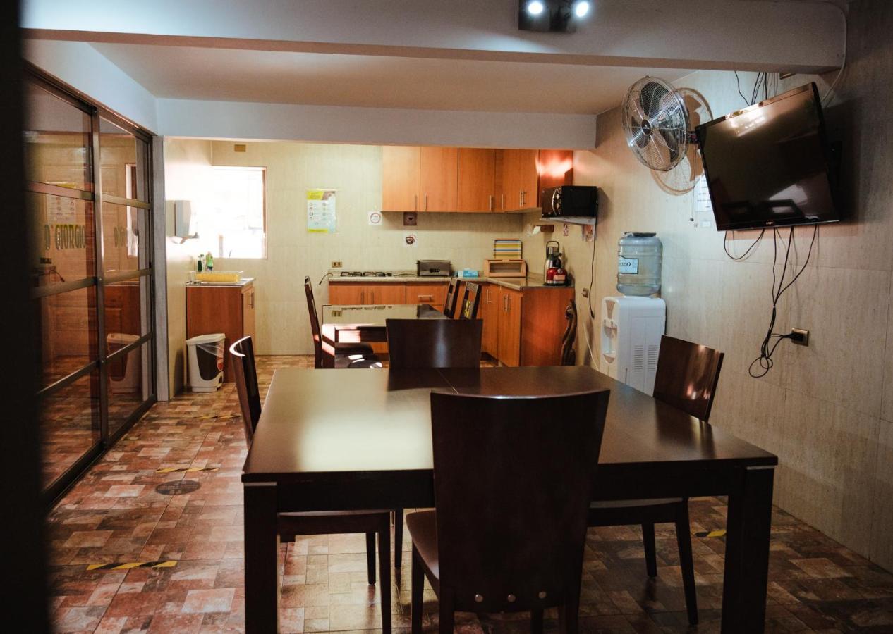 Di Giorgio Hostal Antofagasta Luaran gambar